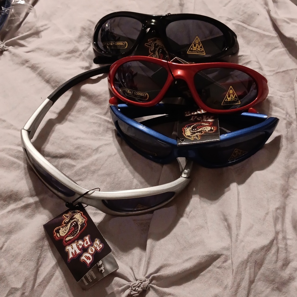 4 pairs kids sunglasses NWT